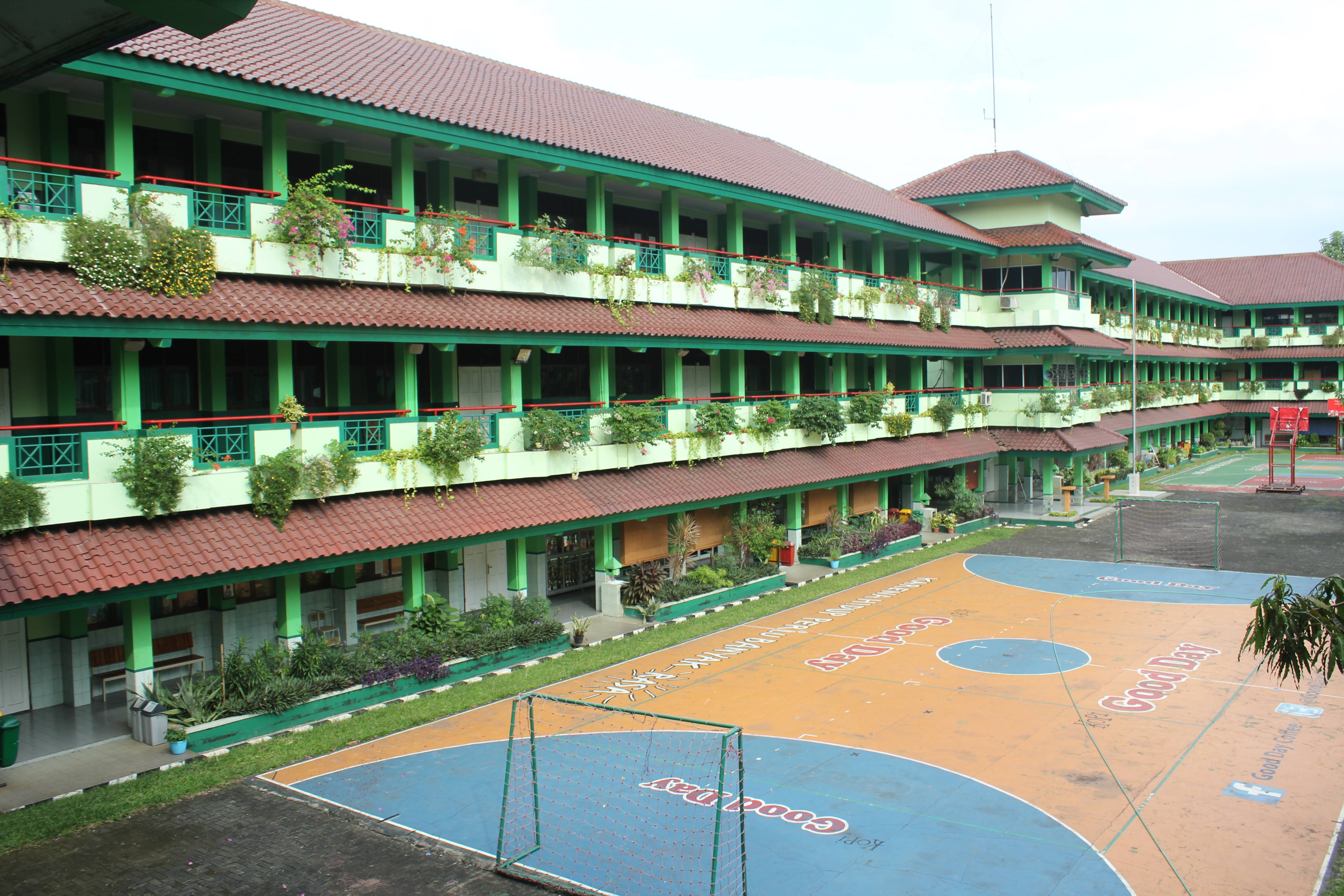 SEJARAH 